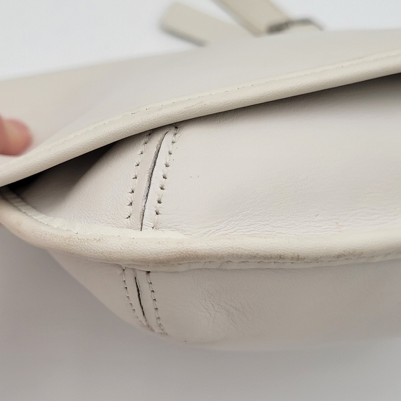 Coach VINTAGE Legacy Slim Saddle Flap Crossbody, EUC Authentic. Omit red charm. - Picture 5 of 14